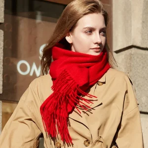 Écharpe femme laine unie longue, 200x35cm, accessoire chaud et doux, laine naturelle, confort premium pour femme élégante.