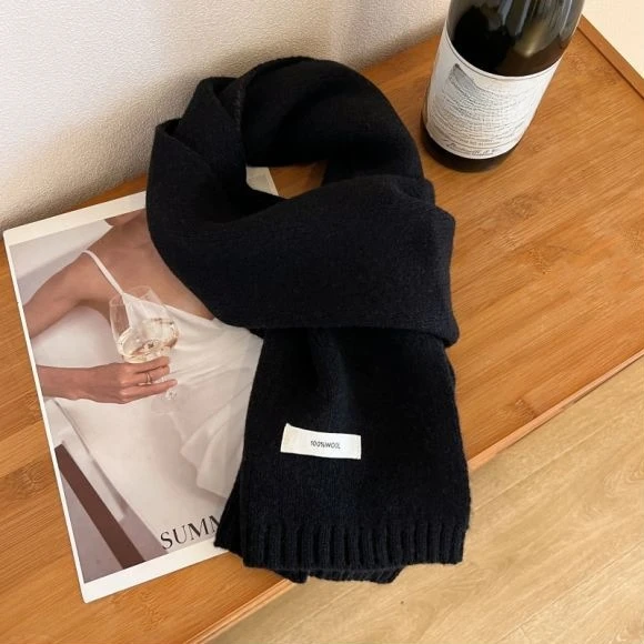 style hivernal avec écharpe
