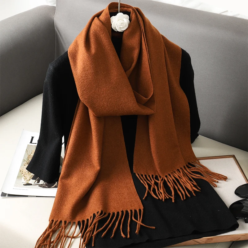 Accessoire élégant saison froide